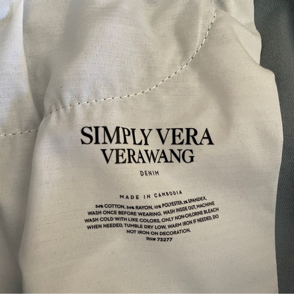 Simply Vera Vera Wang Capris Sz 10 Gray - Picture 9 of 10